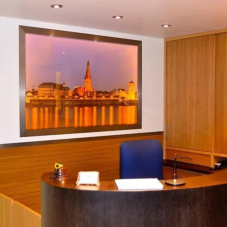 ホテル Arosa Oberkassel デュッセルドルフ