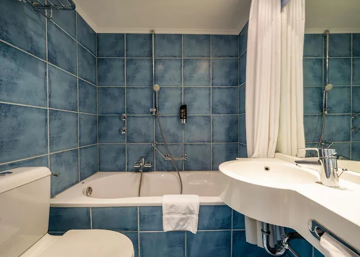 Arosa Oberkassel 3*