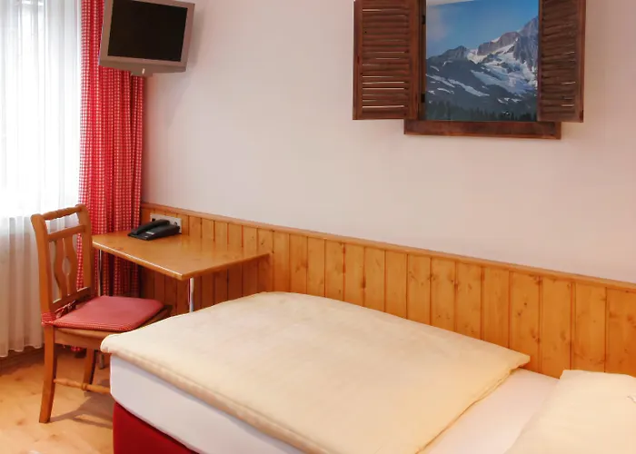Arosa Oberkassel 3*