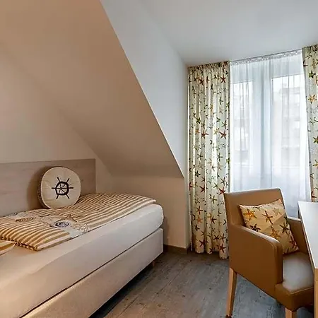 Hotel Arosa Oberkassel 3*
