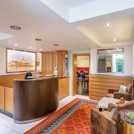 Arosa Oberkassel 3* 뒤셀도르프